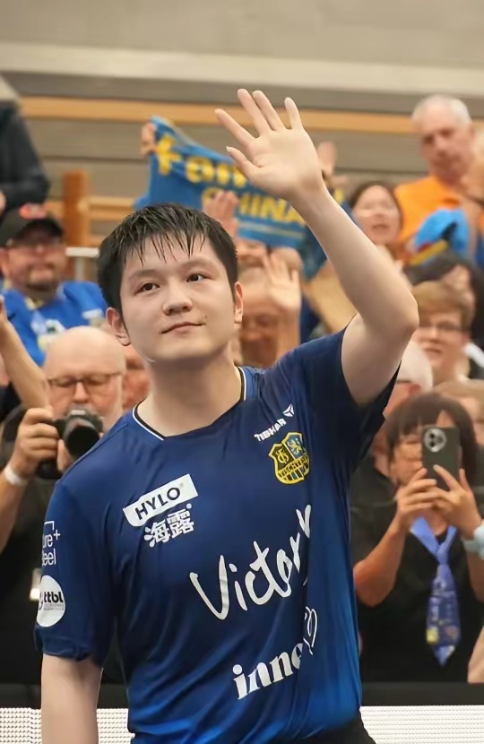 并强调团队 并强调团队